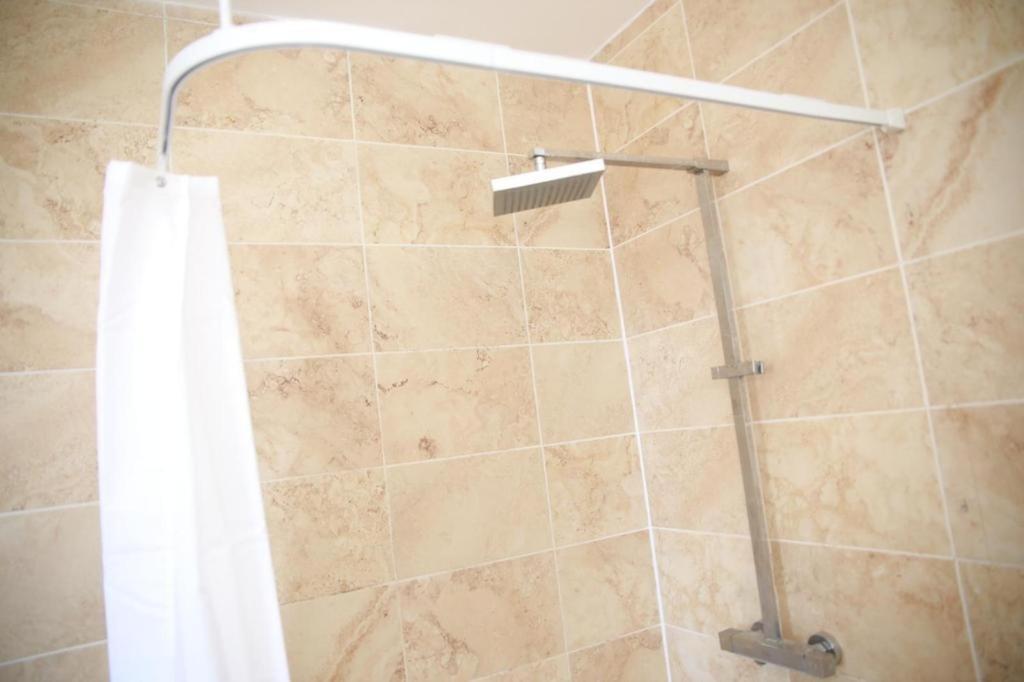 Apartament Congress Road Abbeywood Abbey Wood Zewnętrze zdjęcie
